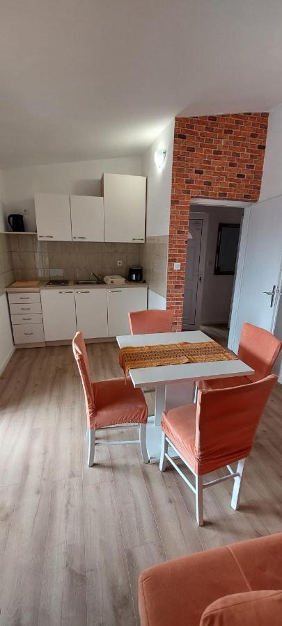 Apartments Meri Zadar Bagian luar foto