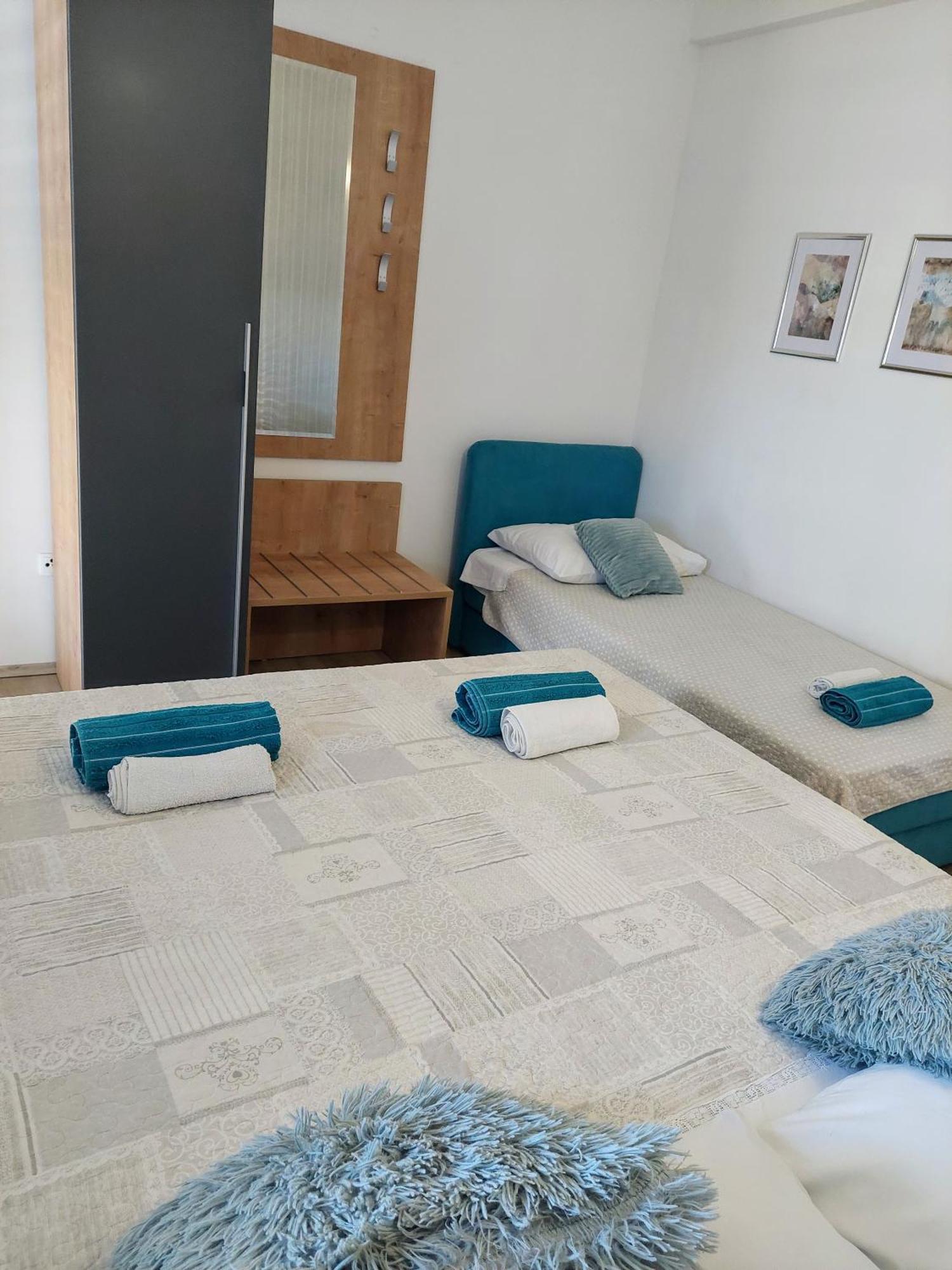 Apartments Meri Zadar Bagian luar foto